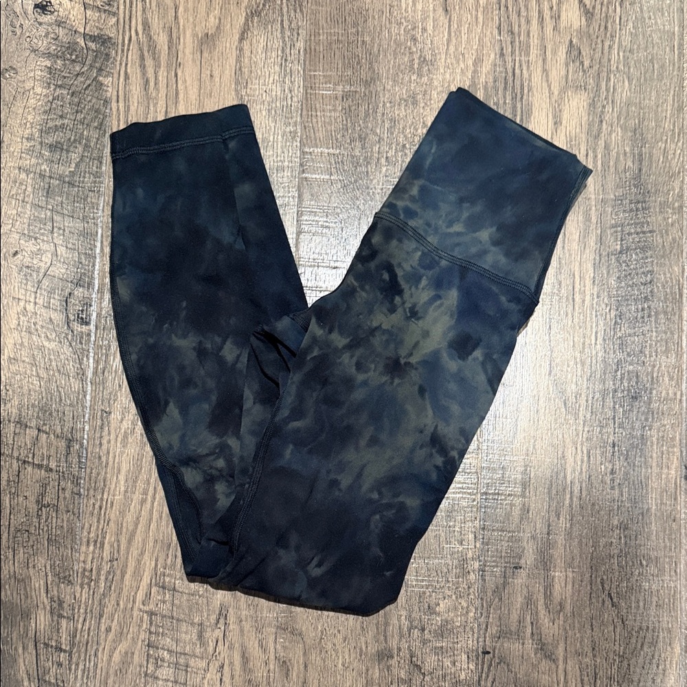 Lululemon Align Black and Gray Green Tie-Dye Leggings 25’